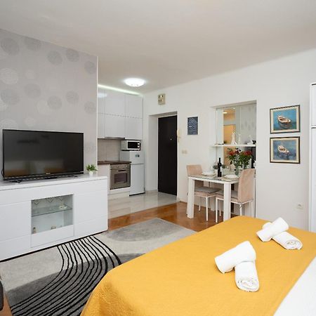 Nena Studio Apartment 扎达尔 外观 照片